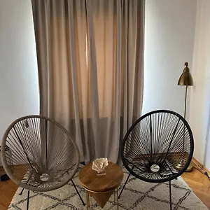 Apartment Leone Apartments With Free Parking, Pula